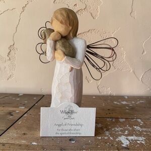Willow Tree Angel of Friendship Figurines 26011 Rare Susan Lord Signed 2003 Dog